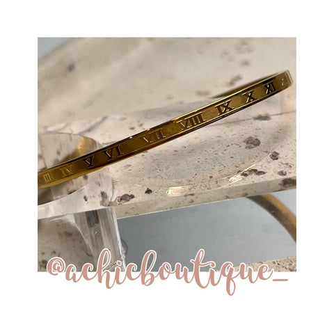 Thin Roman Numerals Bangle- Gold