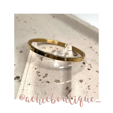 Gold Studded Thin Bangle